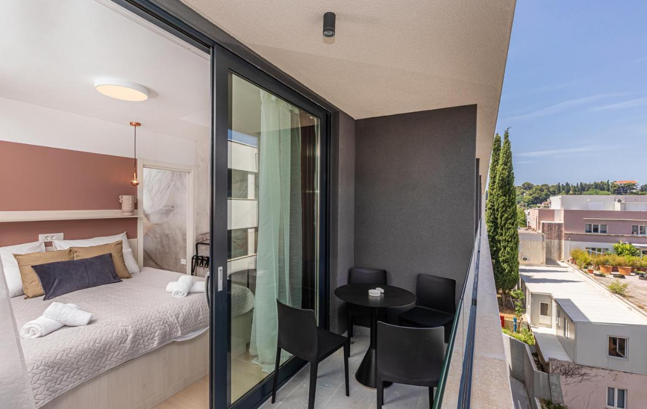 Sunny Lol Port Apartments In The City Centre Ragusa Esterno foto