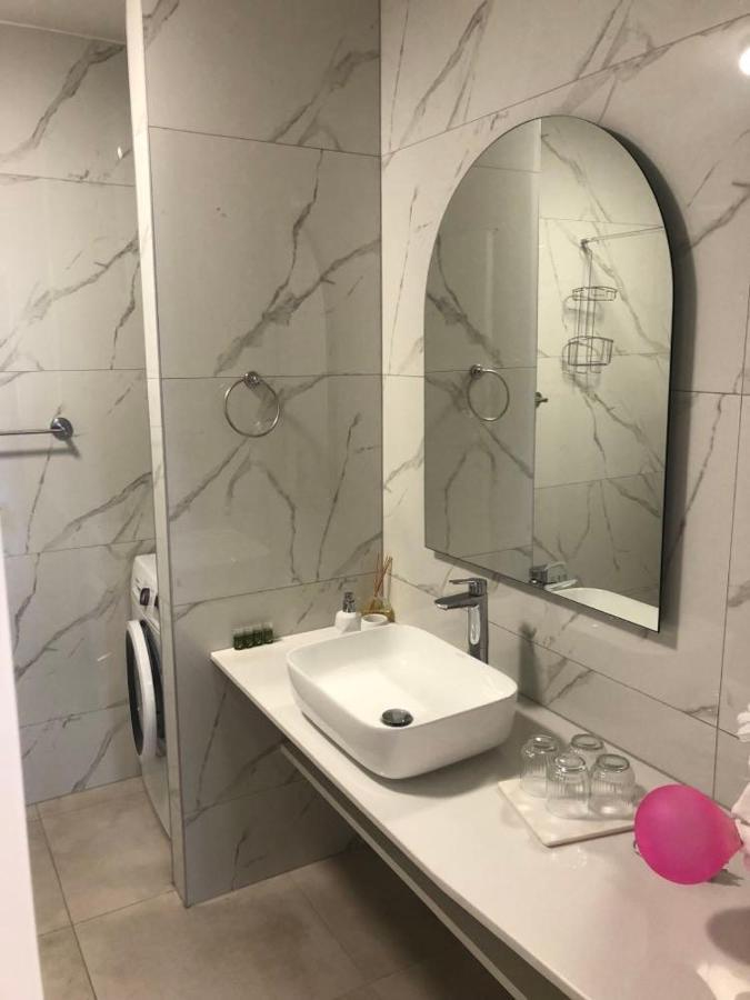 Sunny Lol Port Apartments In The City Centre Ragusa Esterno foto